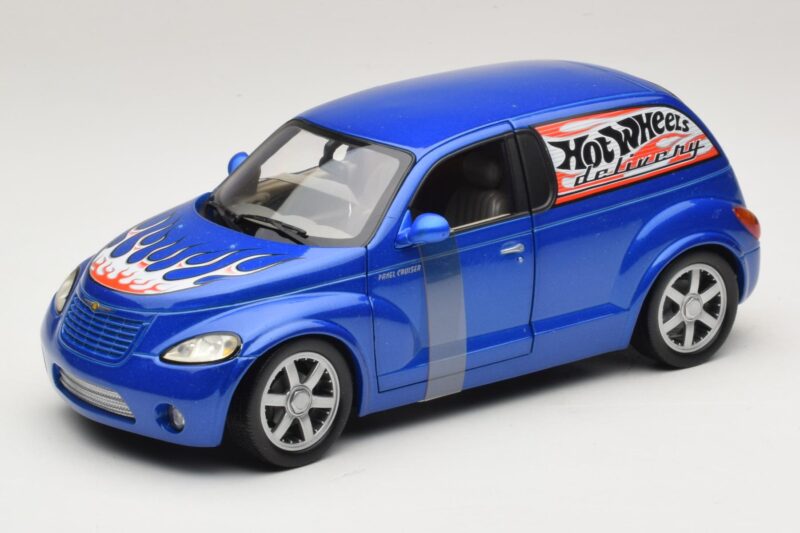 Chrysler PT Cruiser Доставка Син Hot Wheels 1:18 29616 Метал