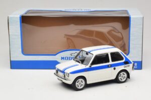 Fiat 126 Castrol Livery Бял Син MCG 1:18 MCG18666 Метал — снимка 6 от 6