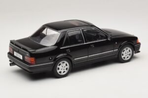 Ford Orion Mk2 RS Package Черен MCG 1:18 MCG18649 Метал — снимка 2 от 6