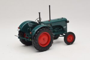 Hanomag R28 Трактор Зелен Minichamps 1:18 109153070 Метал — снимка 2 от 6