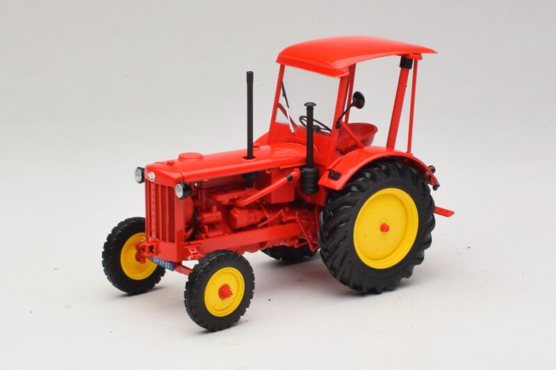 Hanomag R35 Трактор Червен Minichamps 1:18 Hanomag R35 Трактор Червен Minichamps 1:18 109153071 Метал