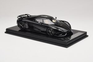 Koenigsegg Regera Черен Карбонов Пакет Бежов Салон FrontiArt 1:18 REMC042 Смола — снимка 4 от 7