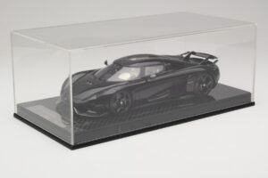 Koenigsegg Regera Черен Карбонов Пакет Бежов Салон FrontiArt 1:18 REMC042 Смола — снимка 6 от 7