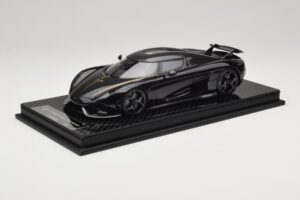Koenigsegg Regera Черен Карбонов Пакет FrontiArt 1:18 Koenigsegg Regera Черен Карбонов Пакет FrontiArt 1:18 F079-179 Смола