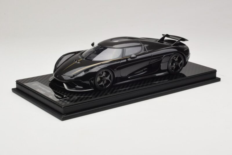 Koenigsegg Regera Черен Карбонов Пакет FrontiArt 1:18 F079-179 Смола