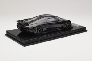 Koenigsegg Regera Черен Карбонов Пакет FrontiArt 1:18 F079-179 Смола — снимка 2 от 7