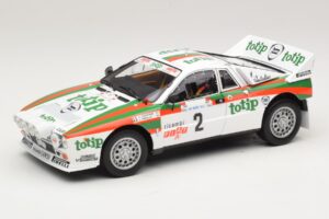 Lancia 037 #2 A. Bettega / M. Perissinot Rally San Marino 1984 Kyosho 1:18 08306F Метал