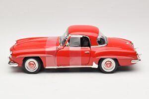 Mercedes 190 SL W121 Купе Червен ERTL 1:18 7465 Метал — снимка 3 от 6