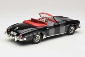 Mercedes 190 SL W121 Родстер Черен ERTL 1:18 7464 Метал — снимка 2 от 6
