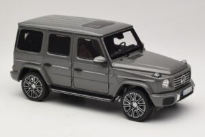 Mercedes G-Class W465 Classic Grey Norev 1:18 183035 Метал — снимка 4 от 6