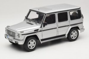 Mercedes G500 W463 LWB Дилърско Издание Сребърен AUTOart 1:18 B66962142 Метал