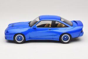 Opel Manta B Син Металик MCG 1:18 MCG18258 Метал — снимка 3 от 6