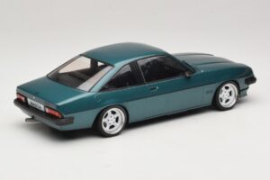Opel Manta B Зелен Металик Персонализирани Джанти MCG 1:18 MCG18313MCW Метал — снимка 2 от 6