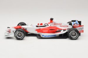 Panasonic Toyota Racing TF106 #11 J. Trulli 2006 Minichamps 1:18 AM59558L Метал — снимка 3 от 7