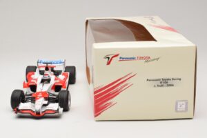 Panasonic Toyota Racing TF106 #11 J. Trulli 2006 Minichamps 1:18 AM59558L Метал — снимка 6 от 7