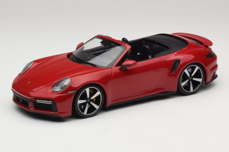 Porsche 911 992 Turbo S Кабриолет Тъмночервен Minichamps 1:18 Porsche 911 992 Turbo S Кабриолет Тъмночервен Minichamps 1:18 PORSCHE007 Метал