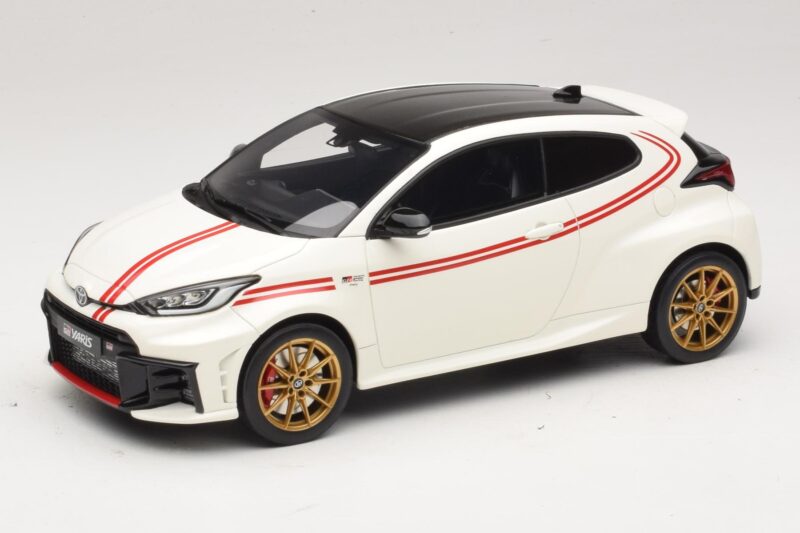 Toyota GR Yaris TGR Italy Лимитирано Издание Pure White Otto 1:18 OT1183 Смола