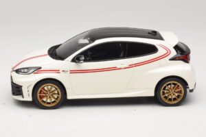 Toyota GR Yaris TGR Italy Лимитирано Издание Pure White Otto 1:18 OT1183 Смола — снимка 3 от 6