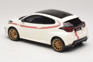 Toyota GR Yaris TGR Italy Лимитирано Издание Pure White Otto 1:18 OT1183 Смола — снимка 5 от 6