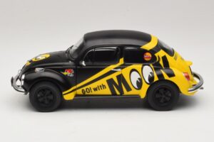 Volkswagen Beetle 1303 Go with Moon Solido 1:18 S1800519 Метал — снимка 4 от 8