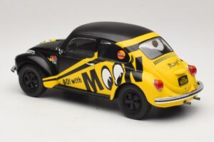 Volkswagen Beetle 1303 Go with Moon Solido 1:18 S1800519 Метал — снимка 7 от 8