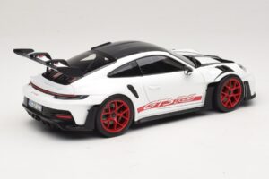 Porsche 911 992 GT3 RS Weissach Package Бял Pyro Red Norev 1:18 187373 Метал — снимка 2 от 8