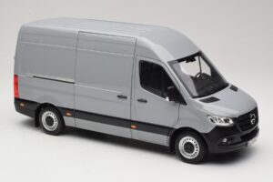 Mercedes Sprinter Сив Norev 1:18 183042 Метал — снимка 6 от 8