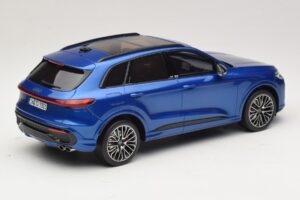 Audi SQ5 FY TFSI Ultra Син Otto 1:18 OT1281 Смола — снимка 2 от 6