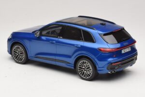 Audi SQ5 FY TFSI Ultra Син Otto 1:18 OT1281 Смола — снимка 5 от 6