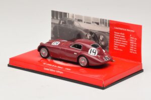 Alfa Romeo 8C 2900B #19 R. Sommer / C. Biondetti 24 Hours of Le Mans Winner 1938 Minichamps 1:43 403120473 Метал — снимка 3 от 4