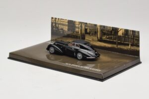 Alfa Romeo 8C 2900B Lungo Черен Minichamps 1:43 436120421 Метал — снимка 3 от 5