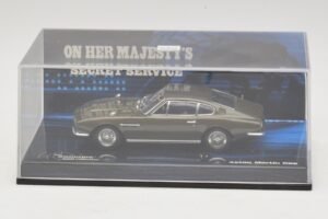 Aston Martin DBS On Her Majesty's Secret Service Minichamps 1:43 436137600 Метал — снимка 4 от 5