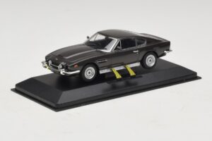 Aston Martin DBS On Her Majesty's Secret Service С Ски Minichamps 1:43 436137600-P1 Метал — снимка 2 от 4
