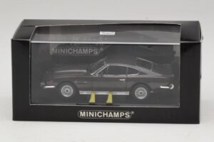 Aston Martin DBS On Her Majesty's Secret Service С Ски Minichamps 1:43 436137600-P1 Метал — снимка 4 от 4