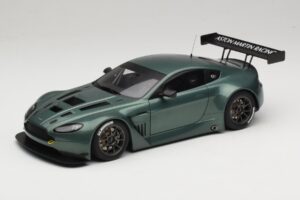 Aston Martin V12 Vantage GT3 Зелен AUTOart 1:18 81306 Метал