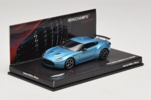Aston Martin V12 Zagato Alba Blue Minichamps 1:43 437137222 Метал — снимка 2 от 5