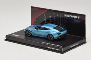 Aston Martin V12 Zagato Alba Blue Minichamps 1:43 437137222 Метал — снимка 3 от 5