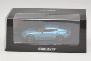 Aston Martin V12 Zagato Alba Blue Minichamps 1:43 437137222 Метал — снимка 5 от 5