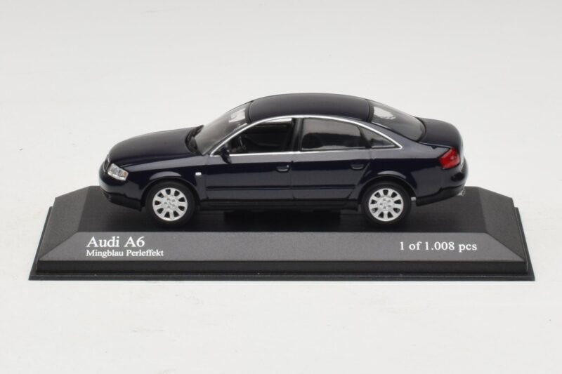 Audi A6 C5 Син Металик Minichamps 1:43 430010201 Метал