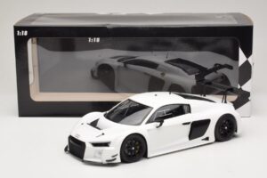 Audi R8 LMS Ultra Бял 2015 Minichamps 1:18 153151100 Метал — снимка 6 от 6