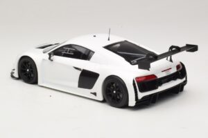 Audi R8 LMS Ultra Бял 2015 Minichamps 1:18 153151100 Метал — снимка 5 от 6