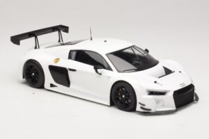 Audi R8 LMS Ultra Бял 2015 Minichamps 1:18 153151100 Метал — снимка 4 от 6