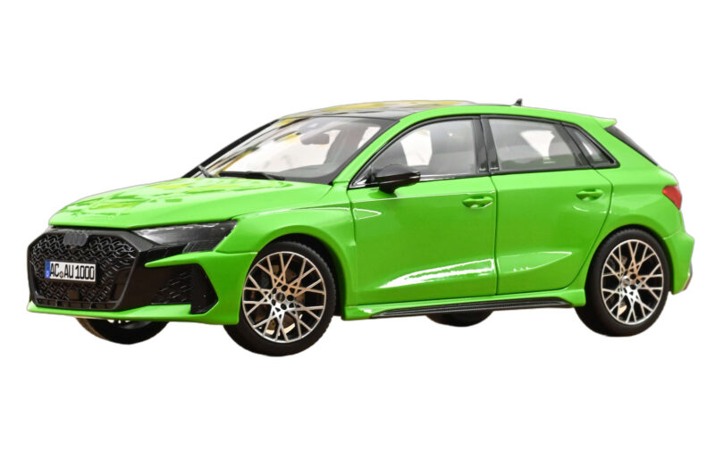 Audi RS3 8Y Sportback Kyalami Green Norev 1:18 Audi RS3 8Y Sportback Kyalami Green Norev 1:18 188390 Метал