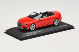 Audi RS5 B8 Кабриолет Червен Minichamps 1:43 410011230 Метал — снимка 2 от 4