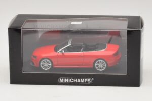 Audi RS5 B8 Кабриолет Червен Minichamps 1:43 410011230 Метал — снимка 4 от 4