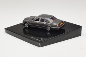 Bentley Arnage T Cypress Grey Minichamps 1:43 BL386 Метал — снимка 3 от 4