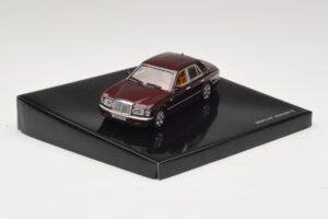 Bentley Arnage R Sunset Red Minichamps 1:43 BL330 Метал — снимка 2 от 4