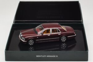 Bentley Arnage R Sunset Red Minichamps 1:43 BL330 Метал — снимка 4 от 4