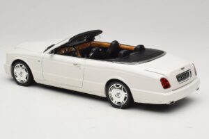 Bentley Azure Glacier White Резервна Кутия Minichamps 1:18 100139502-R1 Метал — снимка 7 от 8