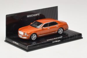 Bentley Mulsanne Оранжев Металик Minichamps 1:43 436139902 Метал — снимка 2 от 4